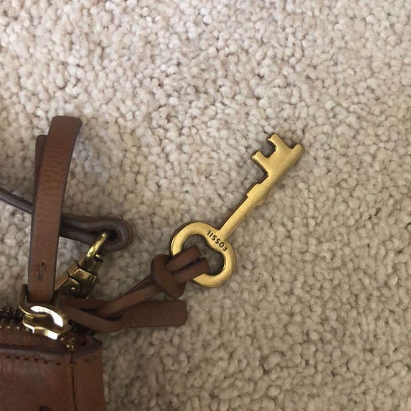 Fossil Crossbody Purse - Picture 5 of 5